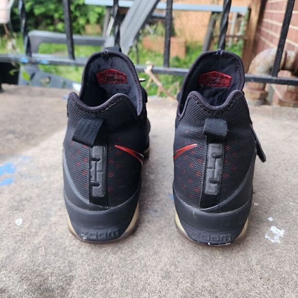 NIKE LEBRON XIV - Mens Shoes - SIZE 11 - Picture 5 of 9